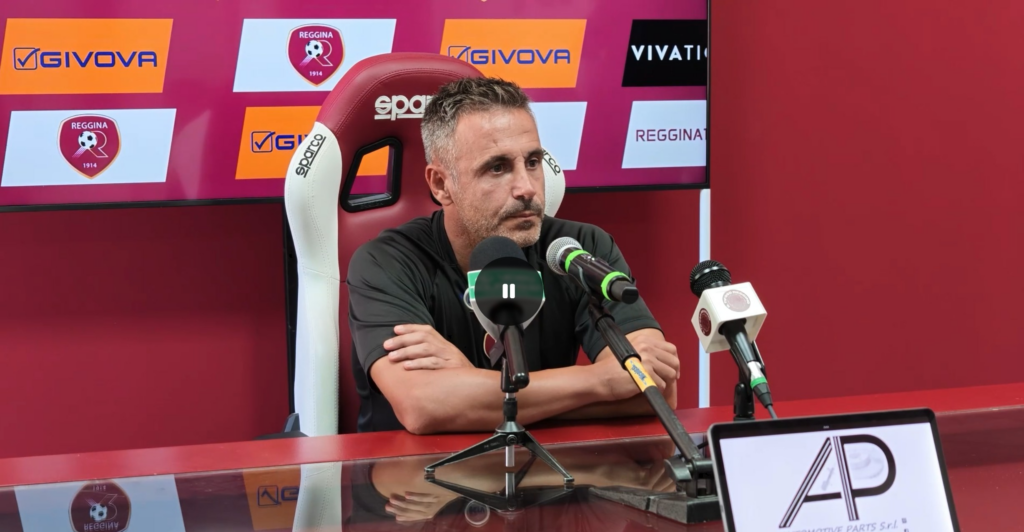 Reggina-Avola, Marchionni non guarda la classifica: «Servono corsa e personalità». Reis in dubbio, Guida ancora ai box